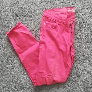 Size 8 sherbert color Old Navy RockStar Jeans